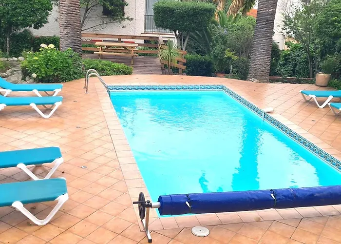 Appartement Avec Grande Terrasse, Piscine Chauffee Et Parking, A 700M Des Plages De Collioure - Fr-1-309-402