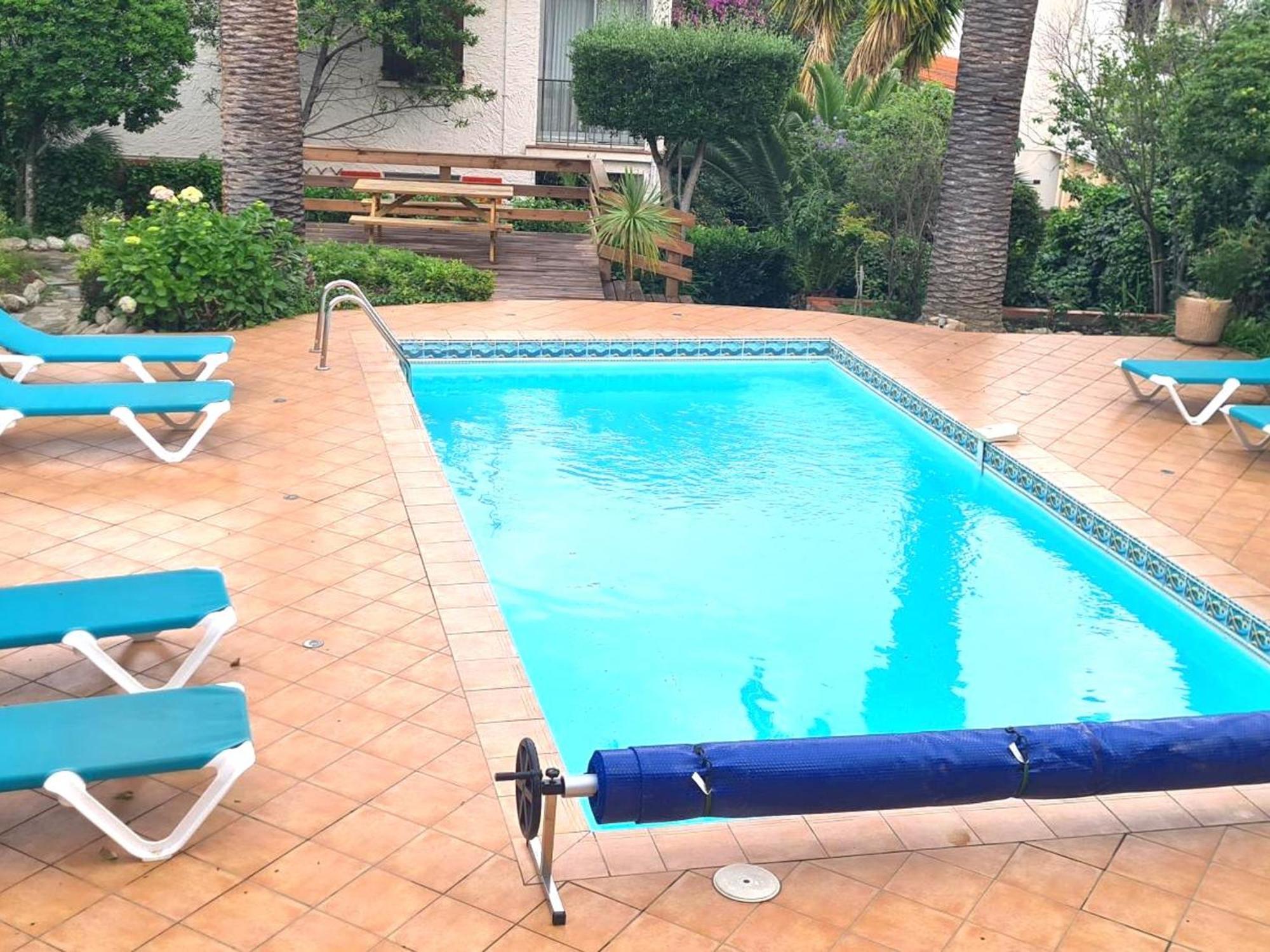 Avec Grande Terrasse, Piscine Chauffee Et Parking, A 700m Des Plages De - Fr-1-309-402 Appartement Collioure